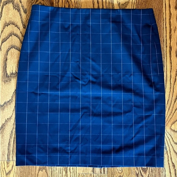 Ann Taylor Dresses & Skirts - Ann Taylor Windowpane Navy/White Pencil Skirt Size 14
